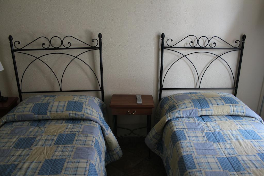Hotel Porta Santa Maria Busca Cameră foto