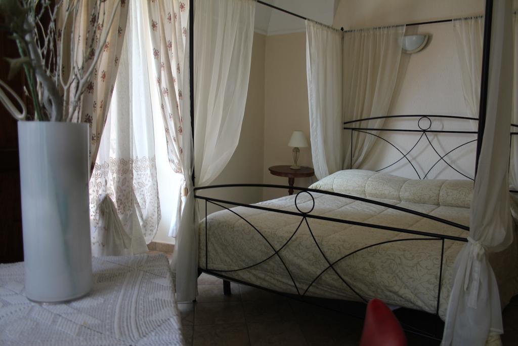 Hotel Porta Santa Maria Busca Cameră foto